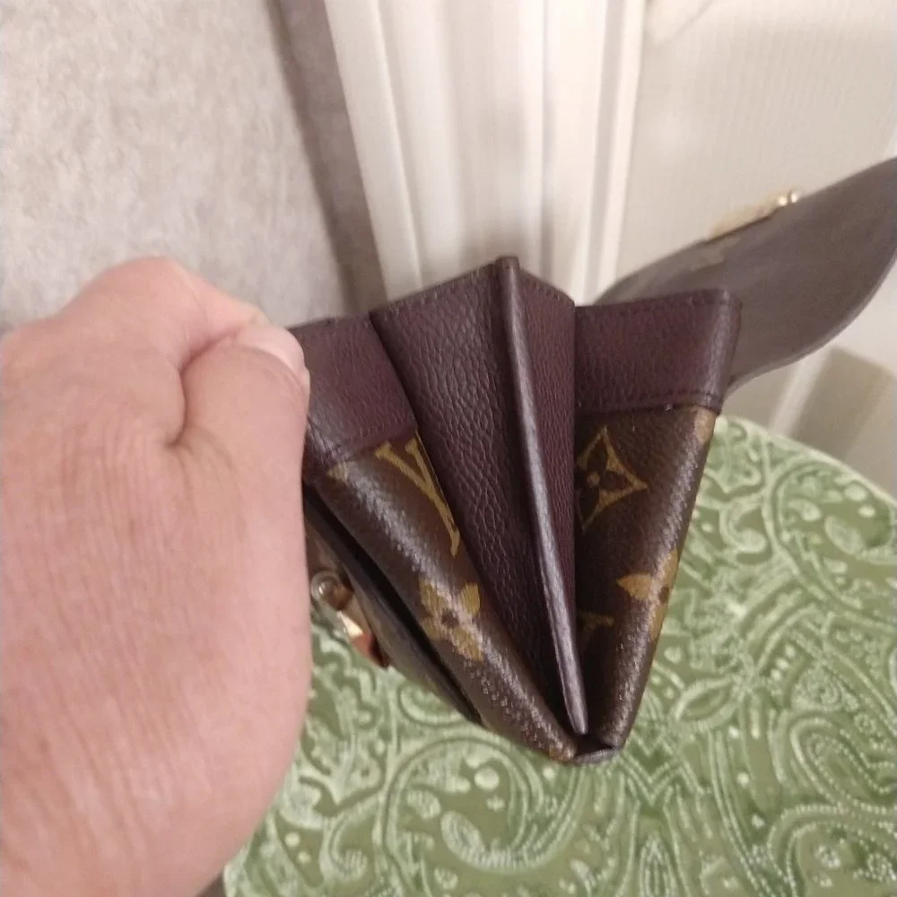 Louis Vuitton Monogram Elysee Wallet - Picture 14 of 15